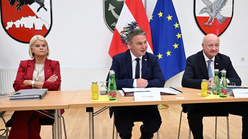 Wehrdienst-Reform: SPÖ ist der Verhandlungssieger – ÖVP muss 8+2 begraben - politik - exxpress Nachrichten