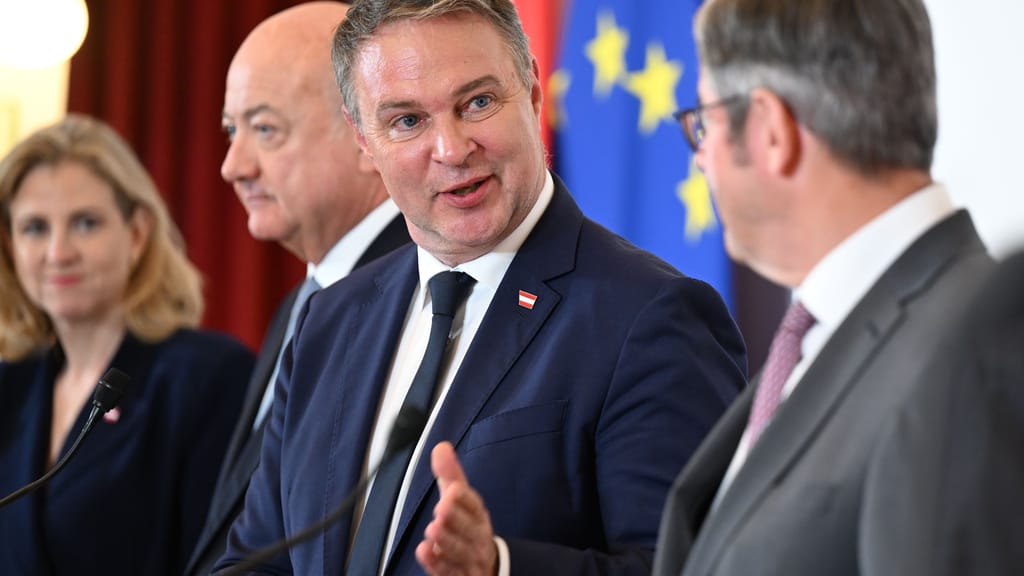 Wehrdienst: 6+3 wird teurer als 8+2 – Expertenchef fordert „mehr Mut“ - politik - exxpress Nachrichten