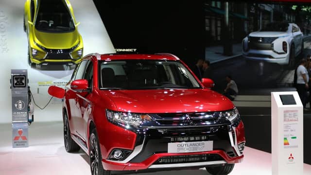 Matchboxx: Neuer Outlander im Härtetest & Alfisti feiern am Wachauring! - video - exxpress Nachrichten
