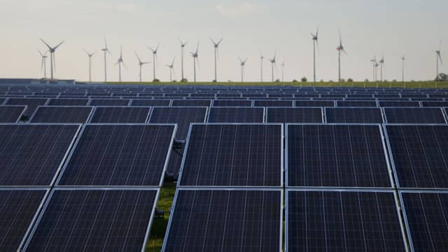 Scheitert die Energiewende? Mehr Windräder, mehr Solaranlagen – kaum mehr Strom