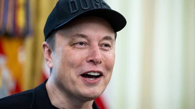 Erster Billionär: Musk schreibt mit SpaceX-Börsengang Geschichte