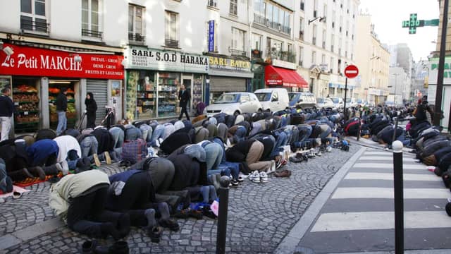 Opferfest-Schock: 90 Minuten Islam-Gebete im Schulunterricht - news - exxpress Nachrichten