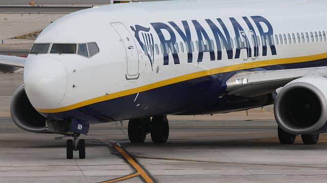 Gericht stoppt Ryanair-Zusatzgebühren: Das ändert sich jetzt für Flugreisende - economy - exxpress Nachrichten