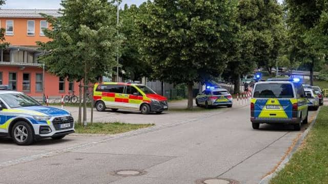 Schock nach Schul-Attacke in Bayern: Terror-Ermittler sehen extremistisches Motiv