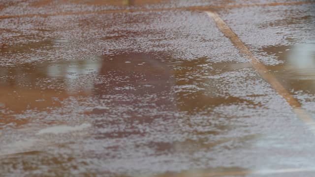 Wasserbombe über Wien: Gewitter legt Straßen und Flughafen lahm - wetter - exxpress Nachrichten