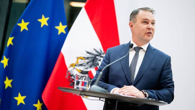 Überraschung bei Festspiel-Eröffnung: Babler setzt auf prominente Begleitung - lifestyle - exxpress Nachrichten