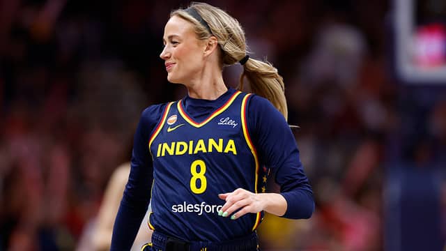 Profi Basketballerin Sophie Cunningham: Männer haben im Frauensport nichts verloren