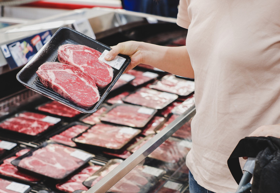 “Alternativlos”: Erste Supermarkt-Kette reduziert Fleisch-Angebot