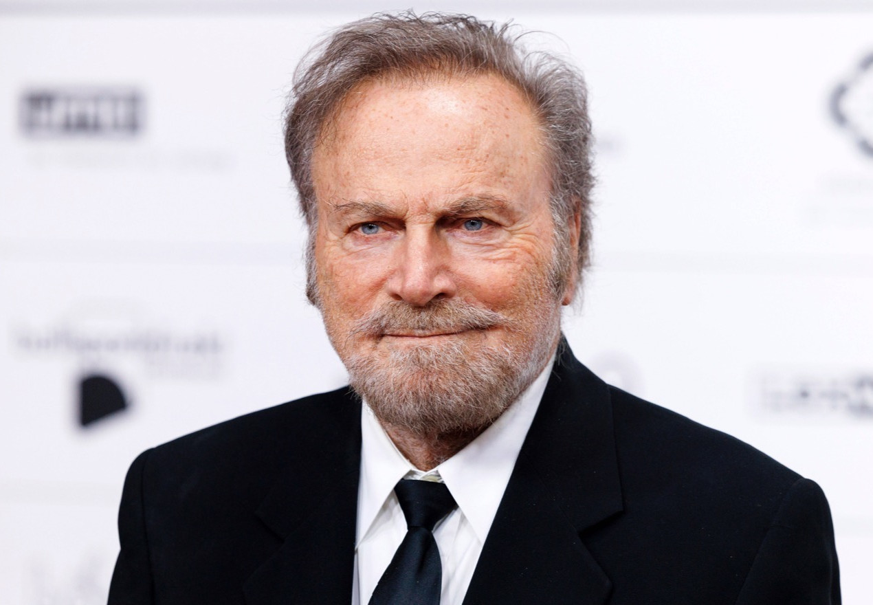“Django” in Wien SuperStar Franco Nero reitet am Opernball ein Exxpress