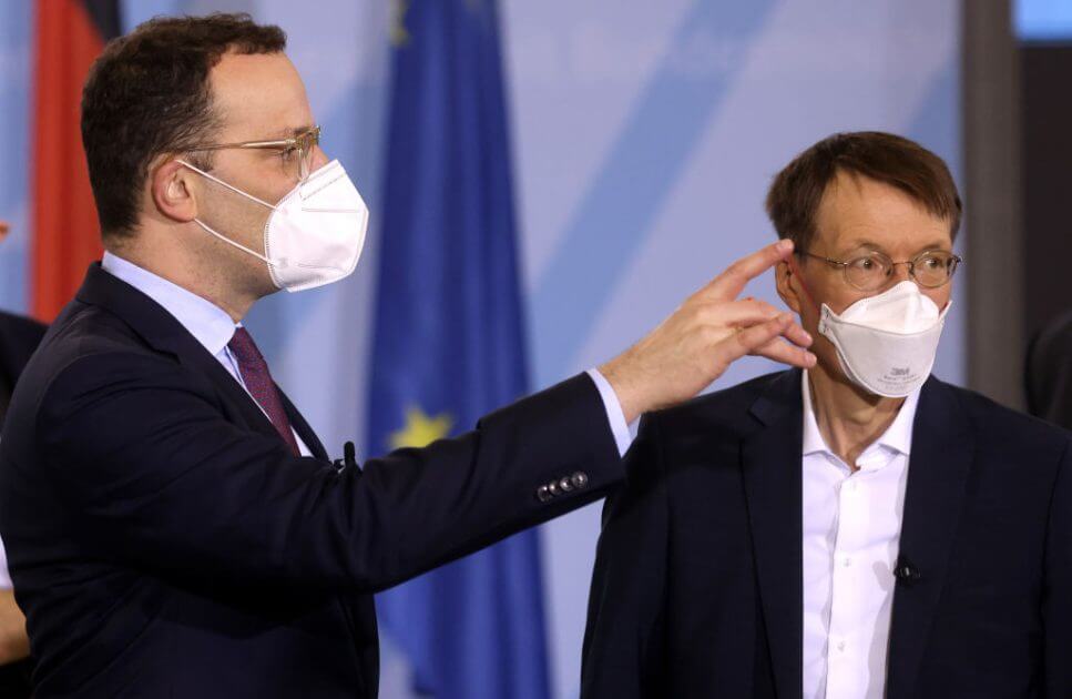 Corona-Aff-re-eskaliert-Opposition-jagt-Spahn-wegen-Maskendeals