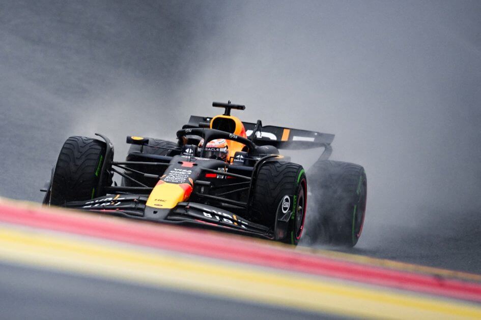 Pr-sentation-der-neuen-Red-Bull-Boliden-Mitte-J-nner