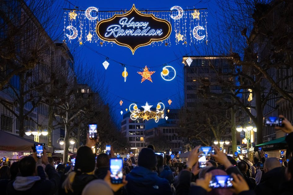 -Ramadan-Highlights-Bekannte-Kette-wirbt-mit-muslimischem-Fastenmen-