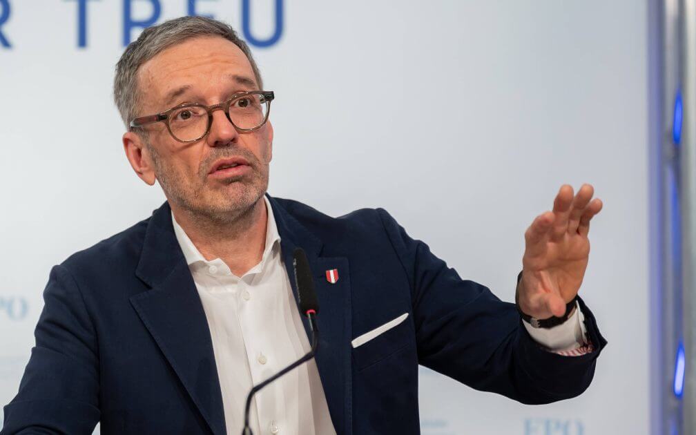 Kickl-zu-Christkindlm-rkten-Terror-allgegenw-rtig-