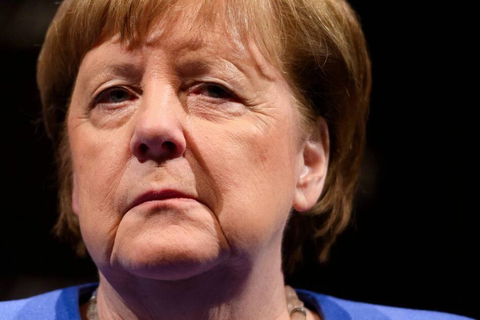 Sie-kann-es-nicht-lassen-Merkel-kritisiert-Begriff-Fl-chtlingsstrom-