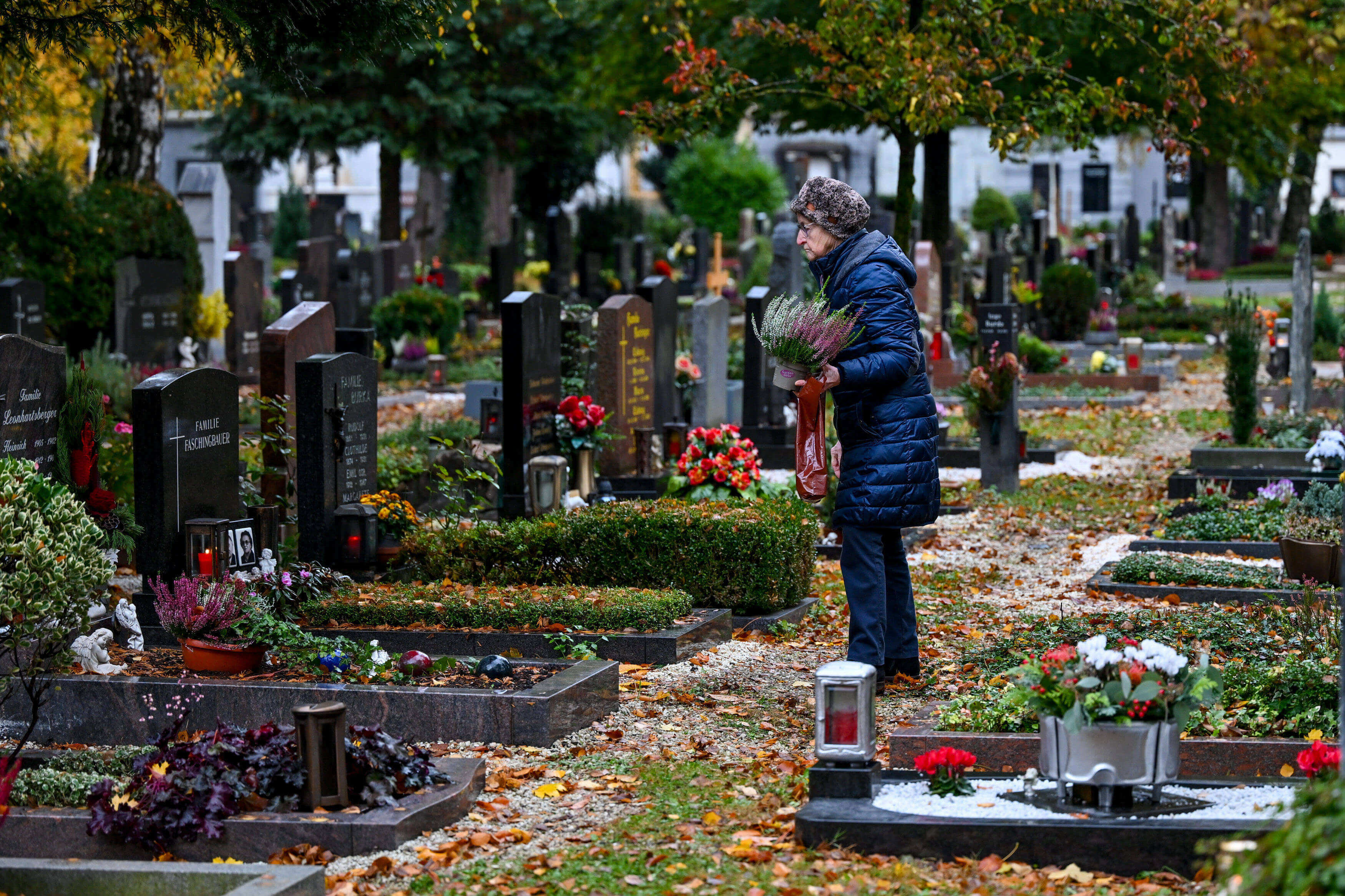 Sterben-wird-teurer-Friedhofsgeb-hren-explodieren