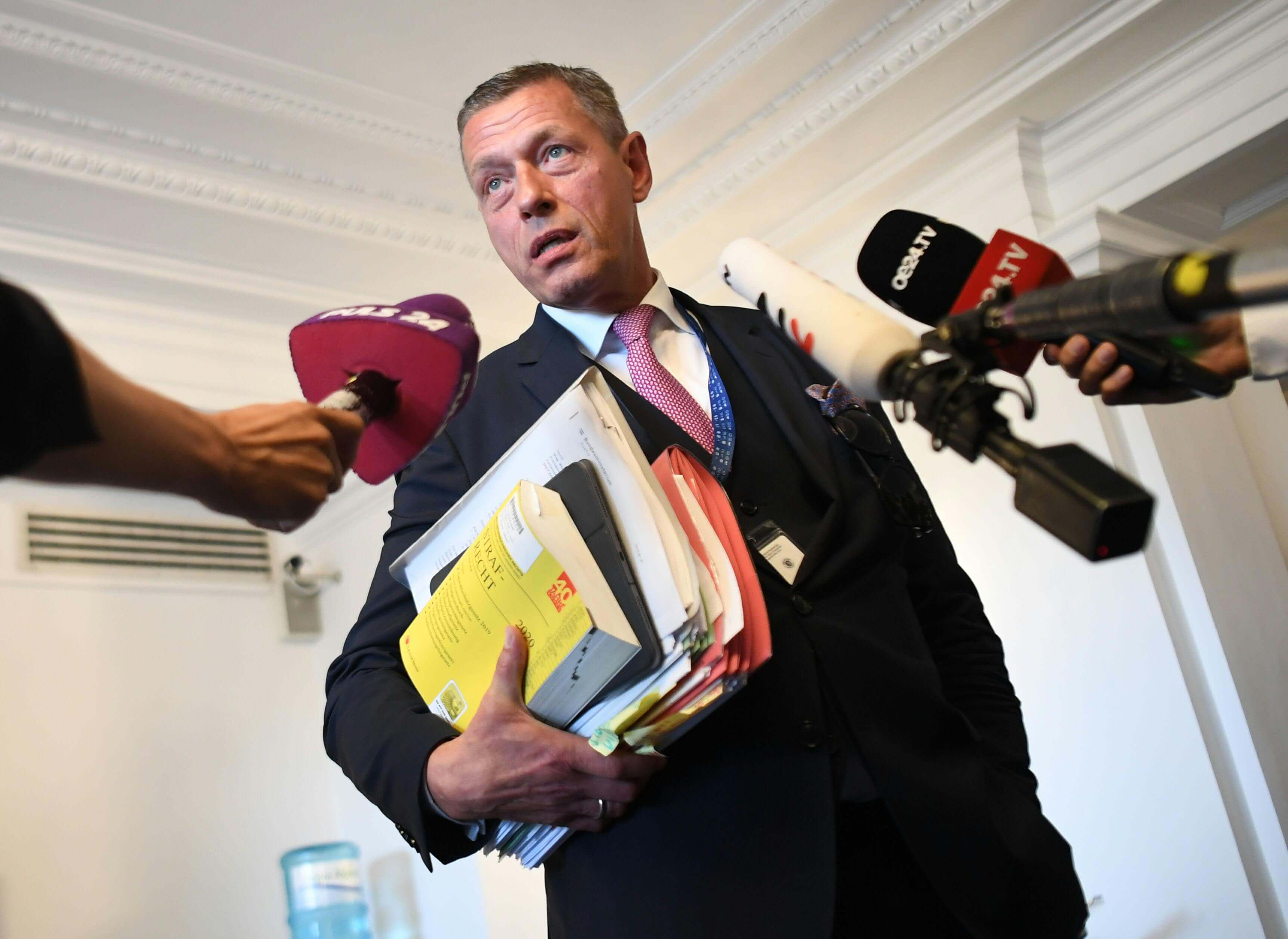 Brisant-WKStA-hat-Pilnaceks-Laptop-mit-heiklen-Daten-ber-sich-selbst