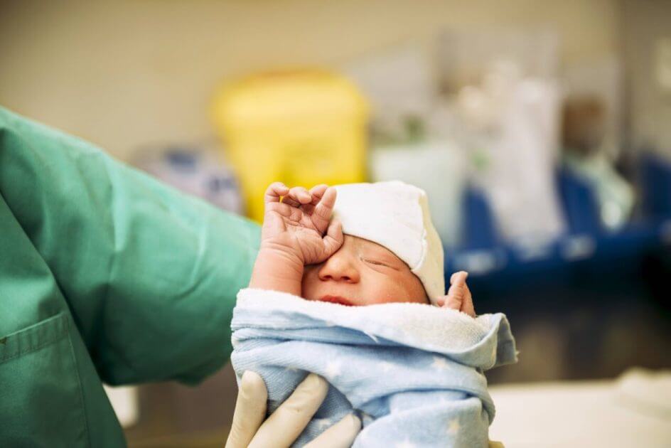 Geburtenrate-auf-Rekordtief-Teuerung-erschwert-Familienplanung