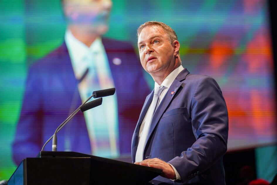 Babler-sieht-99-Zustimmung-in-der-SP-