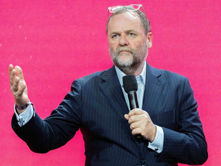 Auf-Steuerzahlerkosten-Schellhorn-schmei-t-Party-um-15-000-Euro