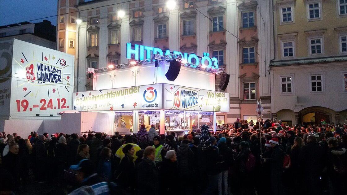 -3-Weihnachtswunder-bringt-mehrere-Stars-nach-Salzburg