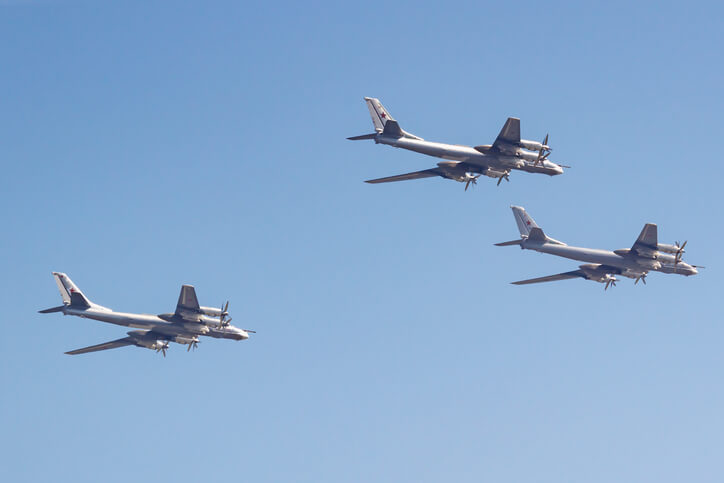 Russische-Milit-rflugzeuge-fliegen-Man-ver-n-rdlich-von-Skandinavien