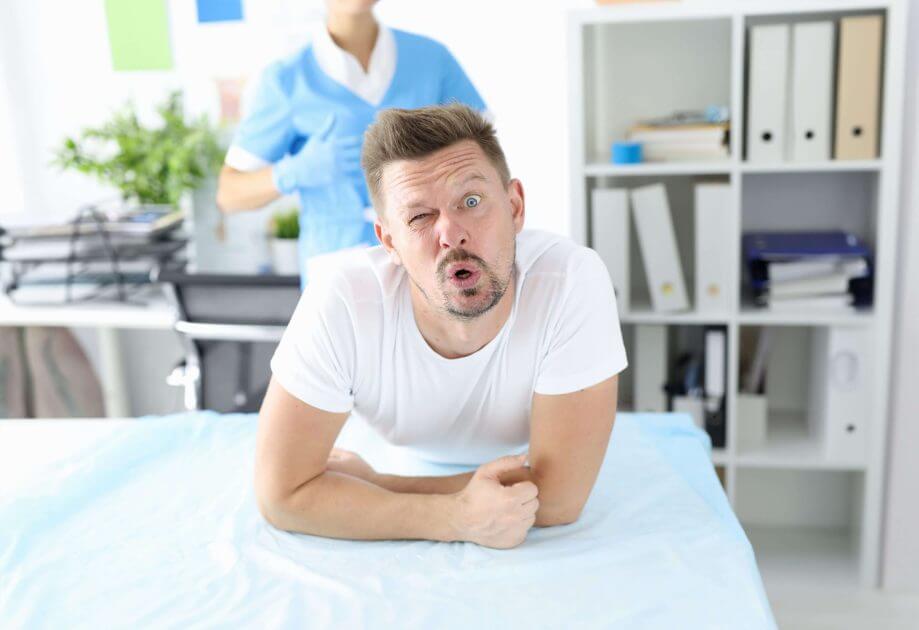 Durch-den-Anus-atmen-Skurrile-Idee-erobert-das-Netz