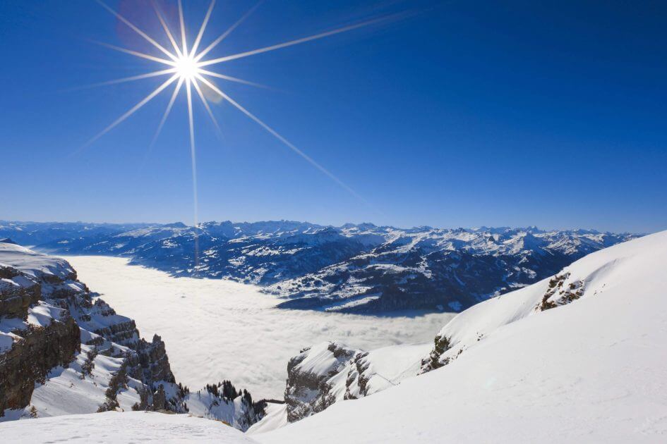 Wetter-Wahnsinn-am-Mittwoch-Nebelsuppe-im-Tal-und-fast-Fr-hling-am-Berg