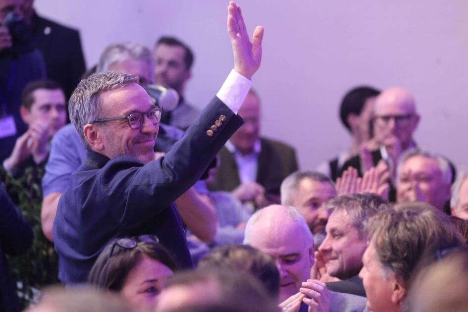 Rekordwert-in-Kanzlerfrage-Herbert-Kickl-durchbricht-Schallmauer