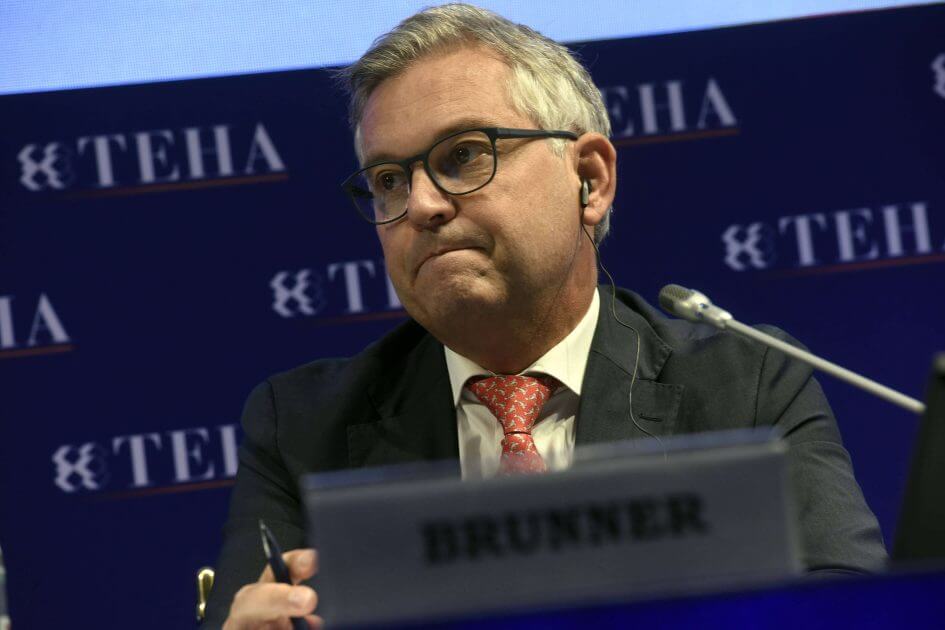 EU-Migrationskommissar-Brunner-f-r-Gespr-che-mit-den-Taliban