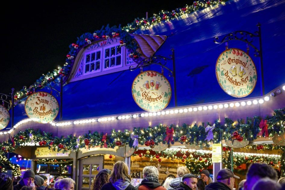 Aufregung-um-Christkindlmarkt-Stadt-ruft-zum-Melden-queerfeindlicher-Gespr-che-auf