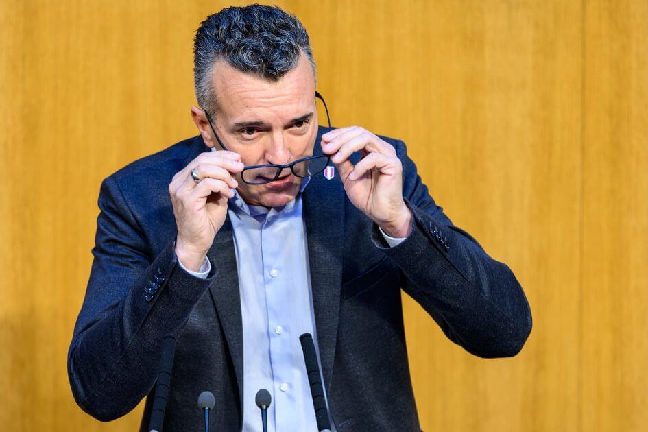 FP-attackiert-Asylpaket-der-Regierung-Nullnummer-und-reine-Augenauswischerei-