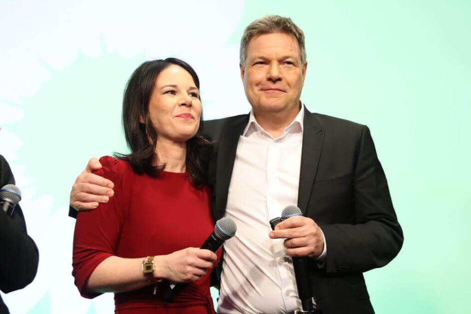 Zensur-Alarm-im-Amt-Kritisches-Gedicht-ber-Baerbock-und-Habeck-gel-scht