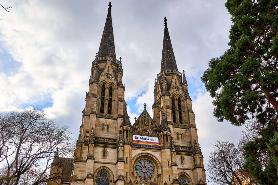 Eklat-um-ARD-Weihnachtsmesse-rger-ber-Schleim-Jesus-Krippe