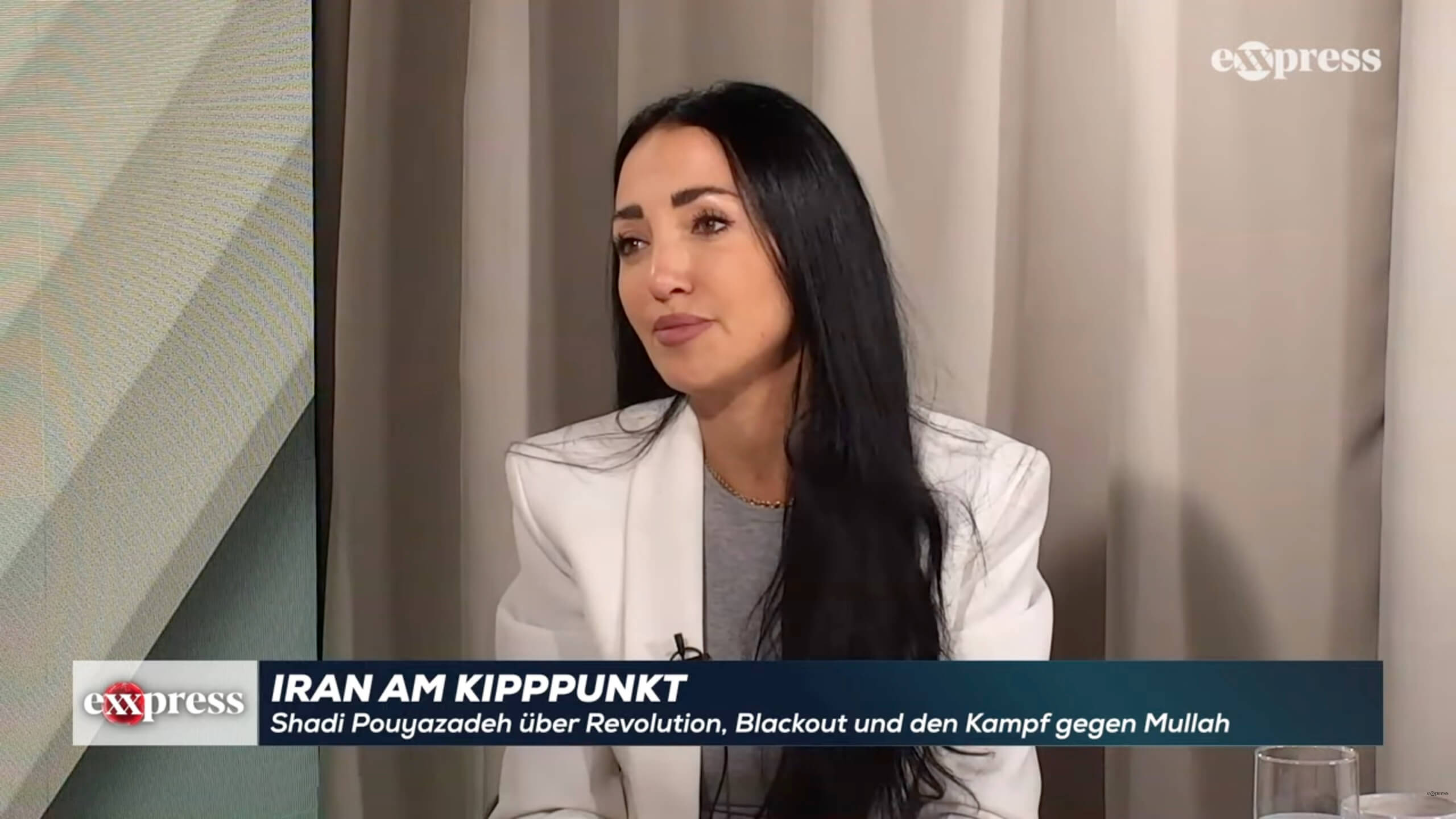 -Gezielte-Sch-sse-in-Kopf-und-Augen-Iranerin-warnt-Das-ist-eine-Revolution-