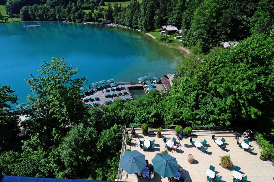 Tafelspitz-f-r-den-Dackel-Luxushotel-verw-hnt-Hunde-in-Salzburg