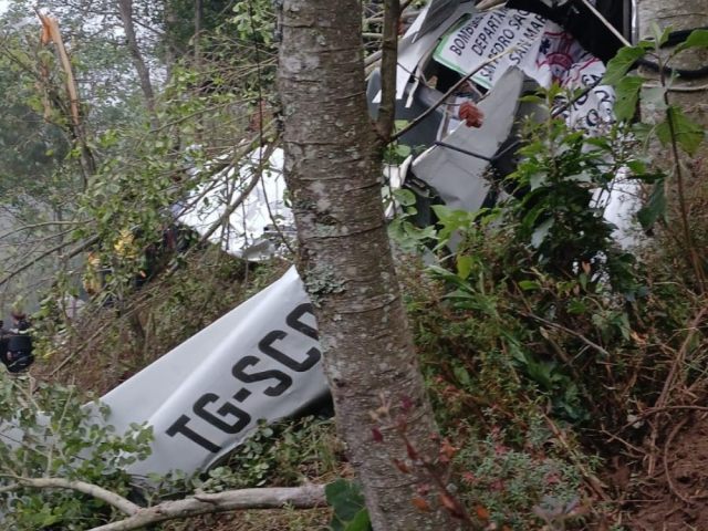 Flugzeugabsturz-in-Guatemala-Verlags-Erbe-und-schwangere-Frau-tot