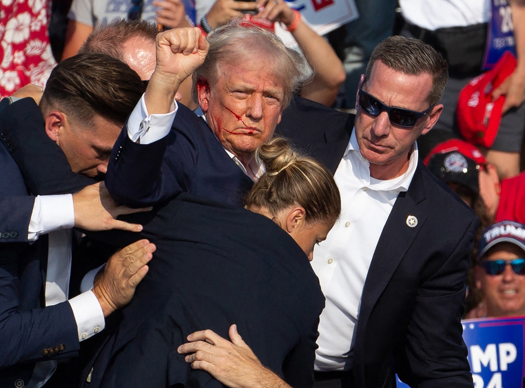 Trump-am-Ohr-getroffen-und-SP-Grande-Jarolim-nennt-Attentat-Fake-