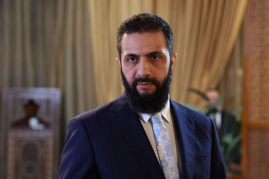 Ex-Terrorist-in-Berlin-Syriens-bergangspr-sident-mit-Allahu-Akbar-begr-t