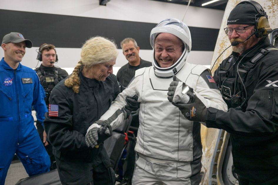 Pl-tzlich-stumm-im-All-NASA-Astronaut-l-st-Alarm-vor-Mondmission-aus