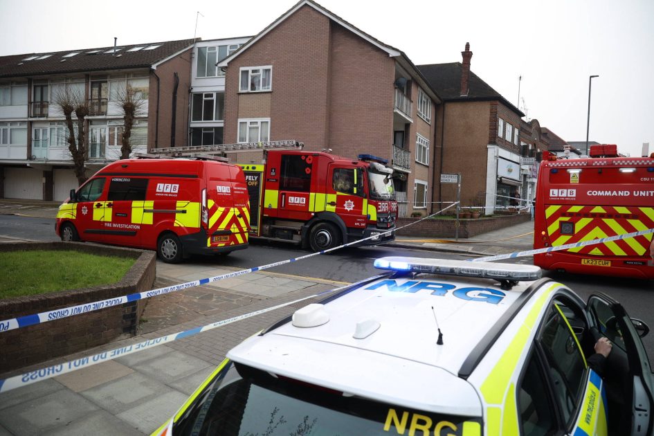 Vier-Krankenwagen-in-Brand-Polizei-vermutet-antisemitisches-Motiv