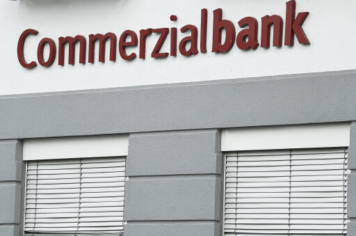 Dvema podjetnikoma večletne zaporne kazni v primeru Commerzialbank Mattersburg