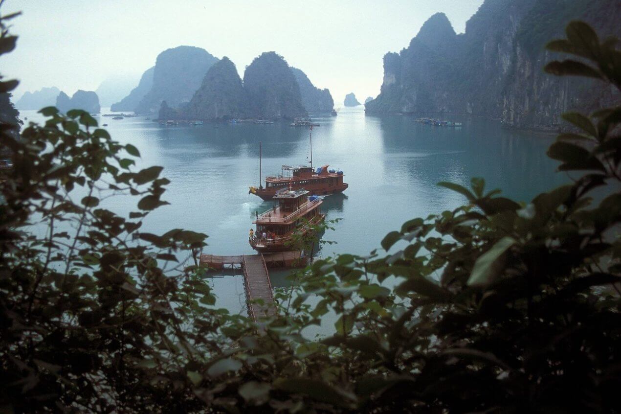 18 Tote, 20 Vermisste! Touristenschiff in Halong-Bucht gekentert