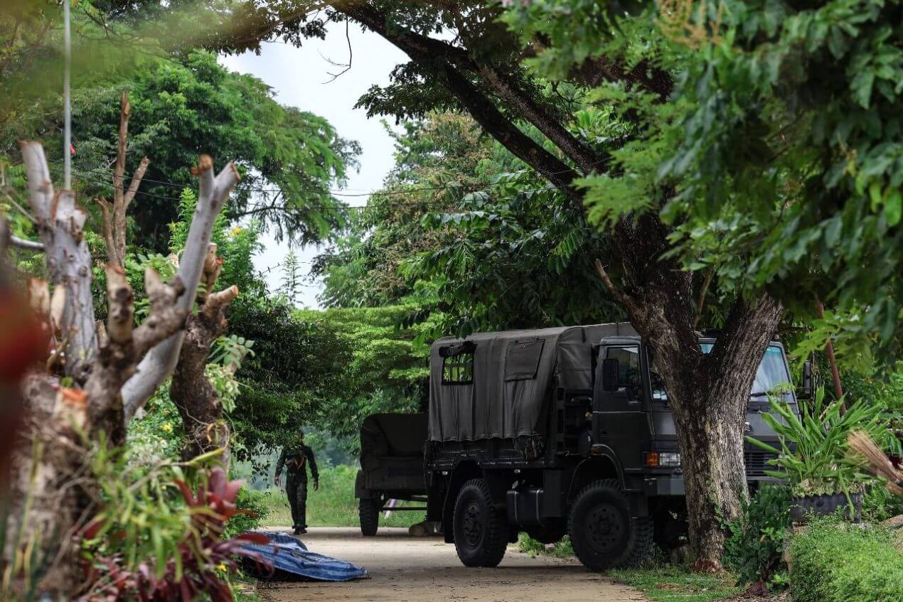 Thailand ruft Kriegsrecht aus – 130.000 Menschen auf der Flucht