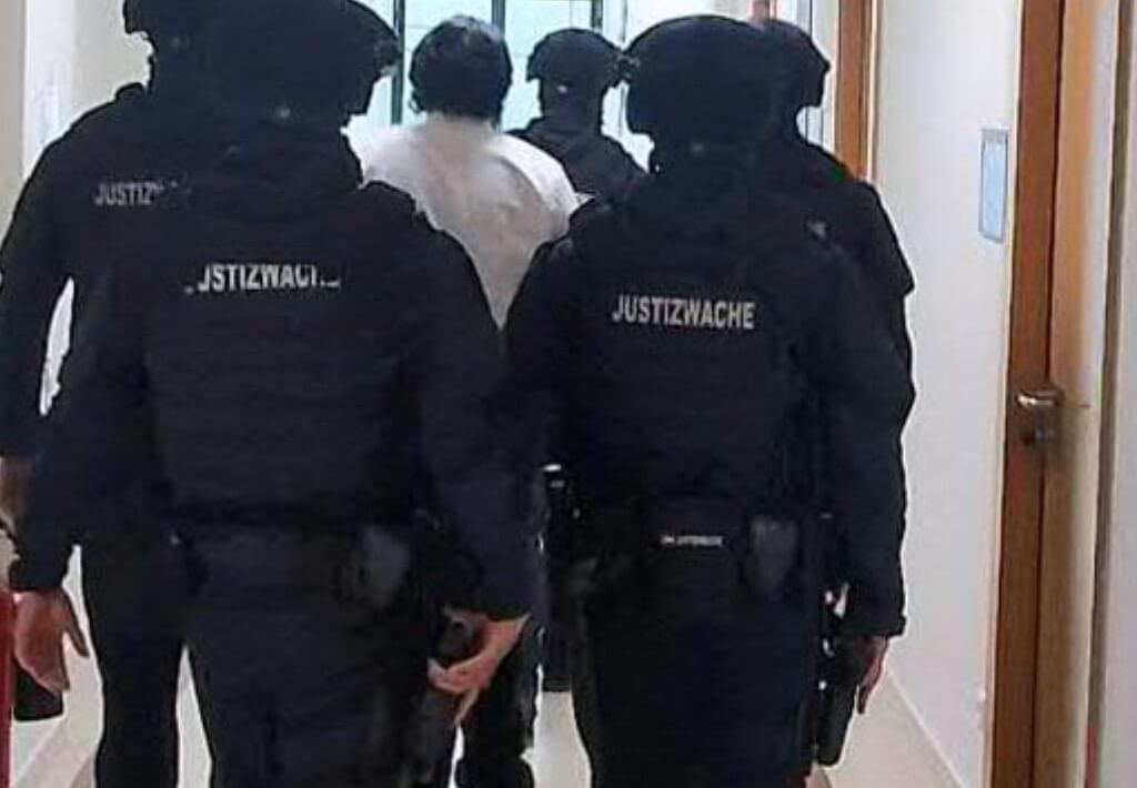 15-jähriger IS-Anhänger muss 8 Monate in unbedingte Haft