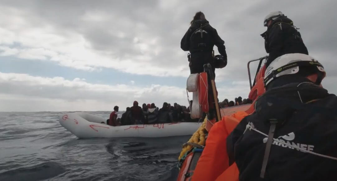 NGO-Schiff “Ocean Viking” von libyscher Küstenwache beschossen