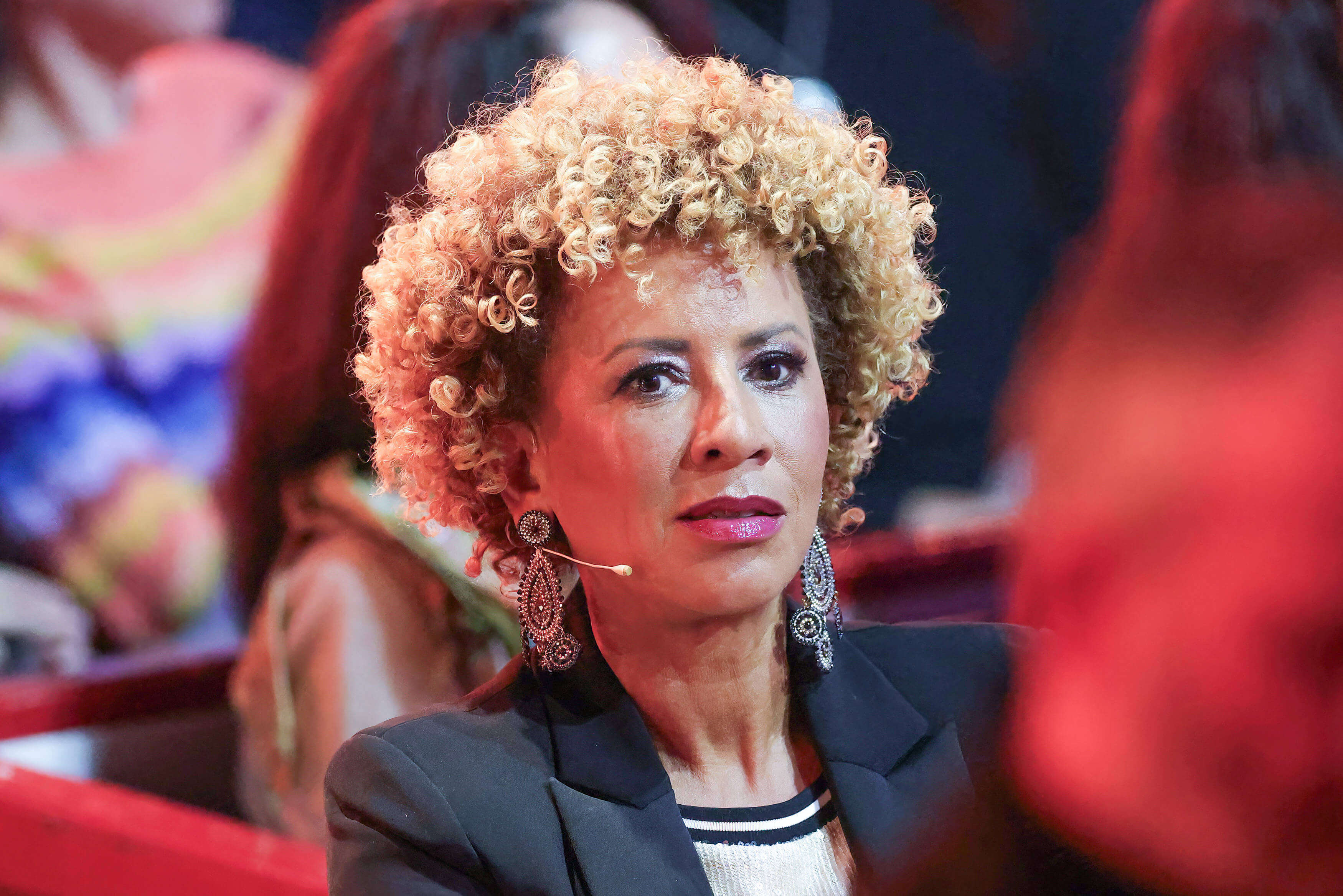 Bares für Rares: Arabella Kiesbauer wird die neue Trödelqueen