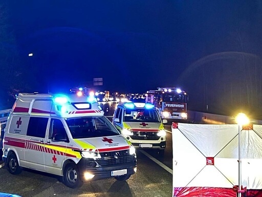 Nach Sturz überrollt: Motorradfahrer stirbt auf der Südautobahn