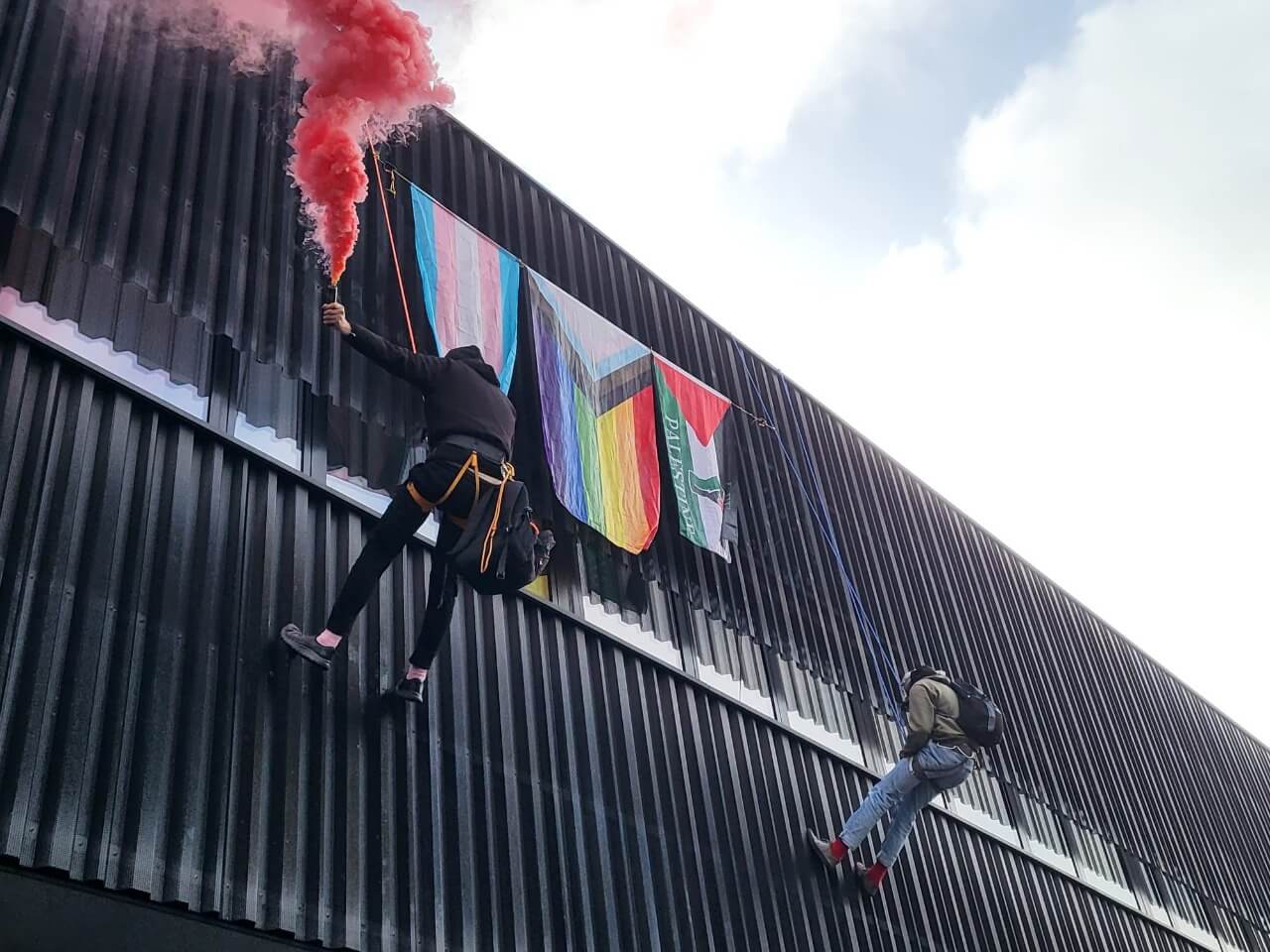 Herbert Kickl na kongresu FPÖ v Salzburgu ponovno izvoljen za voditelja stranke