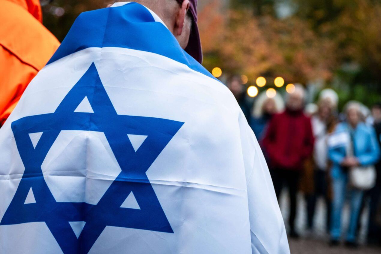 Sterbliche Überreste von Hamas-Geiseln an Israel übergeben