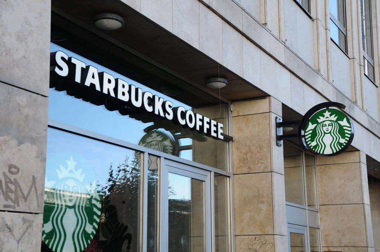 Massive Einbußen! Darum schließen mehrere Starbucks-Filialen in Österreich